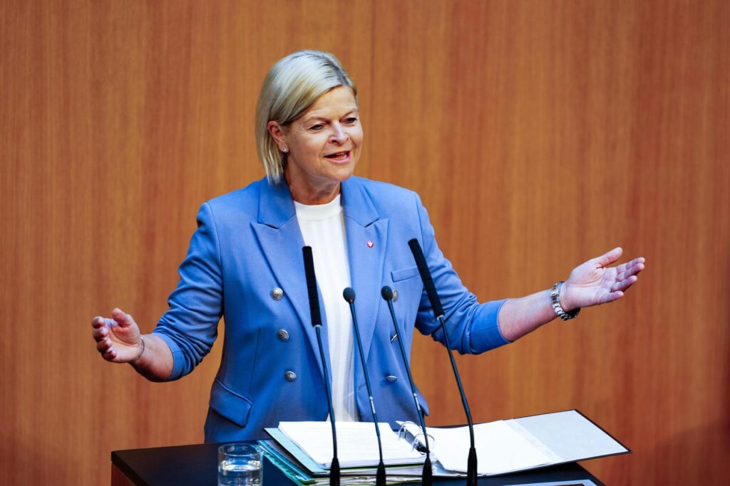 Kein Handschlag für Tanner von bosnischem Offizier